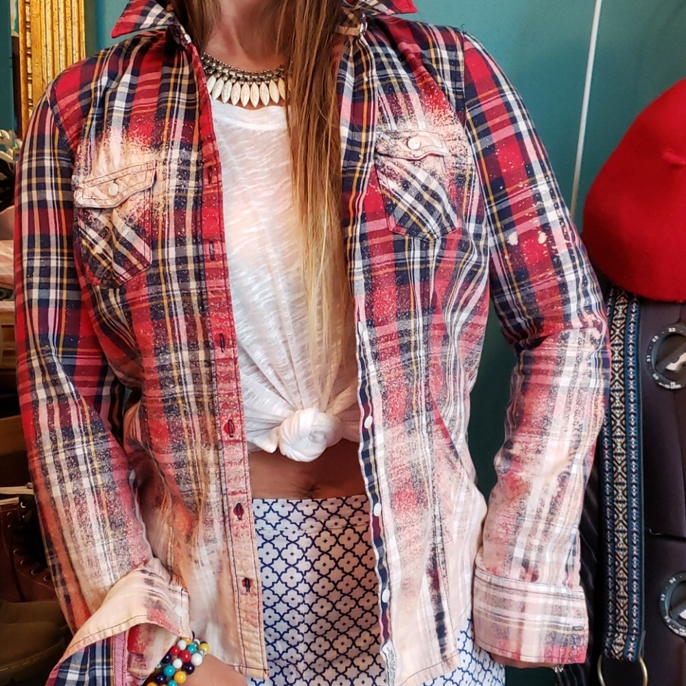 Redesigned Relaxed Perfection Flannel - All In - Picture 4 of 14